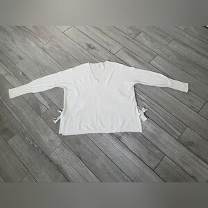 Garnet Hill 100% organic cotton cream V-neck long sleeve relaxed fit sweater XL